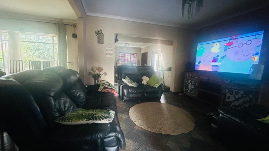 3 Bedroom Property for Sale in Vaalpark Free State